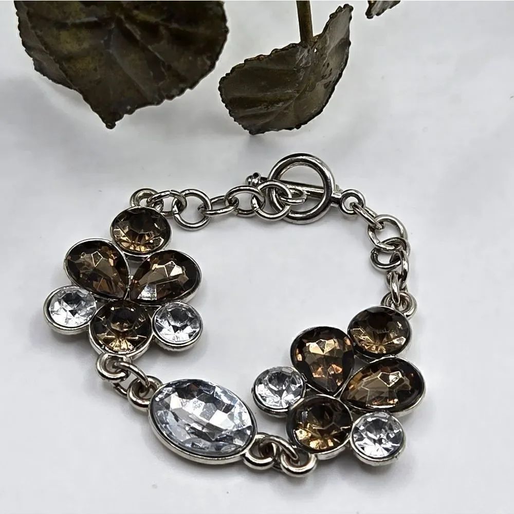 "5/$40" Sz Small Floral Rhinestone Toggle Clasp Silvertone Bracelet